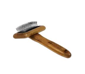 Bamboo Groom Střední kartáč s nerezovými hroty - Finišák