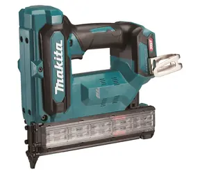 Makita FN001GZ / Aku hřebíkovačka / 40V / Bez aku