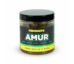 Mikbaits Boilies v dipu Amur 250ml 16mm