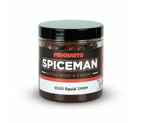 Mikbaits Boilies v dipu Spiceman Chilli Squid 250ml 24mm