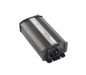 TSS Group CAR600 Měnič napětí z 12V na 230V / USB / 600W