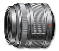 Olympus M. ZUIKO EZ-M1442 II R stříbrná / 14-42mm II R / 1.3.5-5.6 (ekv. 28-84mm) zoom objektiv 