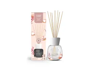 Yankee Candle Signature Pink Sands Reed Difuzér ( Vonné tyčinky) 100 ml / až 10 týdnů