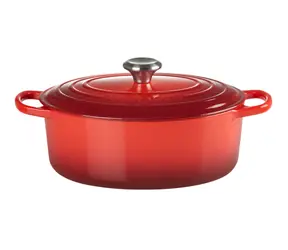 Le Creuset Signature Oválný hrnec s poklicí 27 cm červená