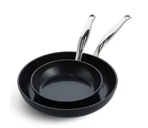 GreenPan Sada 2 nepřilnavých keramických pánví Barcelona Pro 20 cm + 28 cm černá