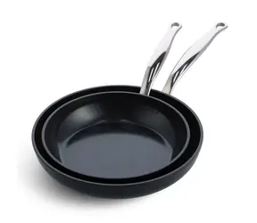GreenPan Sada 2 nepřilnavých keramických pánví Barcelona Pro 24 cm + 28 cm černá