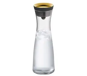 WMF Basic karafa na vodu 1l zlatá / uzávěr / integrované sítko / 1l / 29 x 10 cm