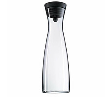 WMF Basic karafa na vodu 1.5 l / uzávěr / integrované sítko / 1.5 l / 32.7 x 11.3 cm
