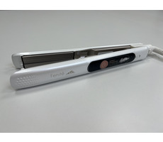 ETA Fenite 3337 90000 bílá / Parní žehlička na vlasy / 40W / destičky 25x90.5 mm / 4 teploty 160-220°C / nádržka 7.5 ml