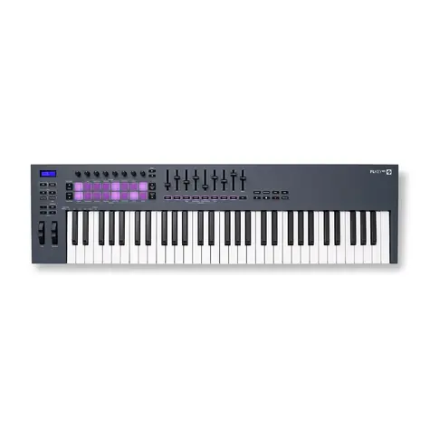 Novation FLkey 61 MKI černá / MIDI klávesnice / 61 kláves / 16 padů / USB