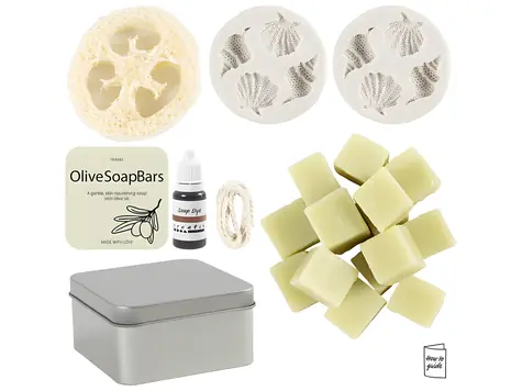 Creativ Company Výroba mýdla Seashells Olive Green / Kreativní sada / mušličky / lufa a olivový olej