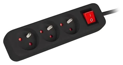Lanberg Prodlužovací přívod černá / 230V / 3 m / 3 zásuvky / s vypínačem