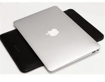 LUXA2 Metropolitan / Pouzdro / pro MacBook Pro 15" / pravá kůže