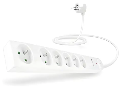 Connect IT prodlužovací kabel s přepěťovou ochranou bílá / Prodlužovací kabel / 230V / 6 zásuvek / 1,5 m