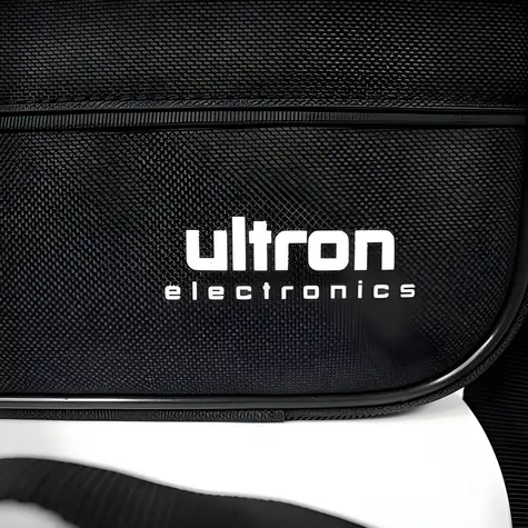 Ultron Case Plus černá / Brašna na notebook / 15,6" / Clamshell design