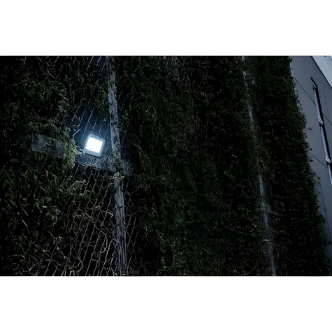 Brennenstuhl JARO 20060 černý / LED reflektor / 150W / 17500lm / IP65 / 6500K
