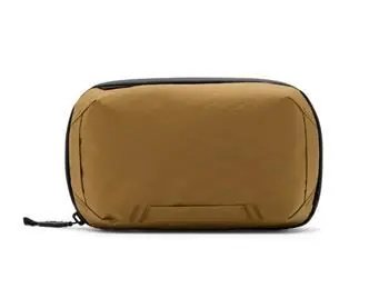 Peak Design Tech Pouch Coyote / Organizér na příslušenství