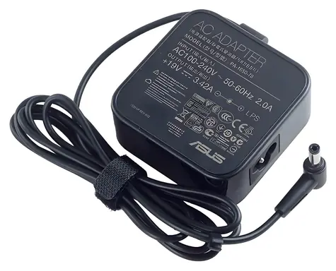 ASUS 65W 19V černá / Napájecí adaptér / 100–240V / 3,42A / pro notebooky a monitory ASUS