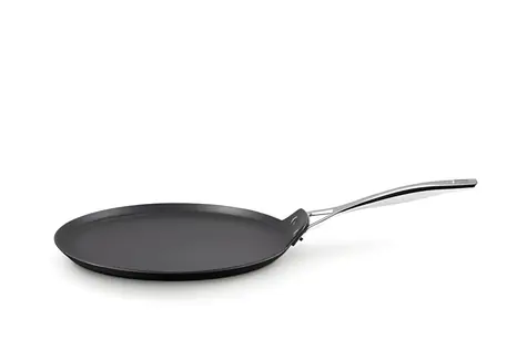 Le Creuset Pánev na palačinky 28 cm černá / Pánev / nepřilnavý povrch