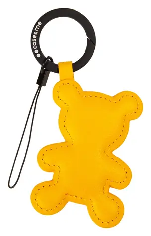 SBS case&me Amelie Charm Teddy žlutá / Přívěsek