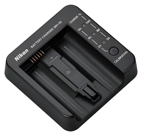 Nikon MH-33 / Nabíječka baterií / pro EN-EL18d