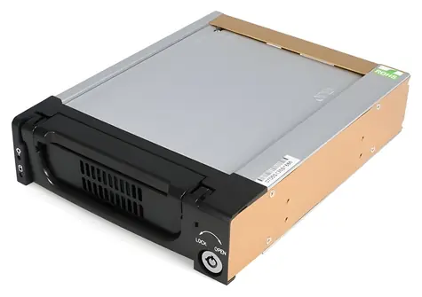 StarTech Rámeček pro HDD 5,25" SATA / Rámeček pro HDD / Interní / hliník / černá