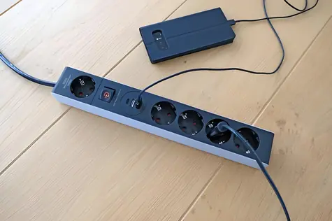 Brennenstuhl prodlužovačka 5 zásuvek šedá/černá / Prodlužovací kabel / USB-C PD 45W / 2x USB-A / 1,5 m