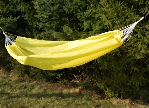 RULYT Houpací síť 240x145 cm žlutá / Houpací síť / Nosnost 100 kg / 210T polyester