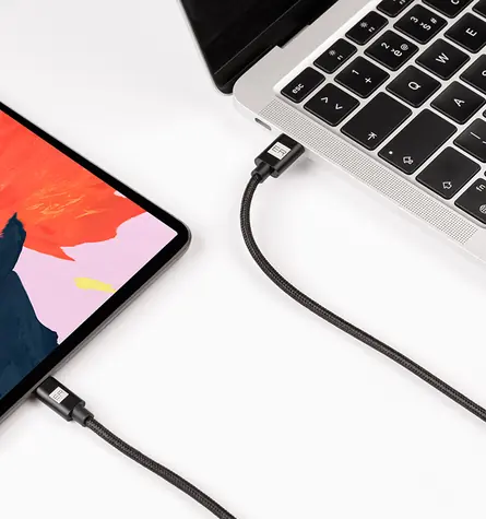 ER POWER USB-C/Lightning kabel černá / Datový kabel / USB-C - Lightning / 2 m / MFi certifikace