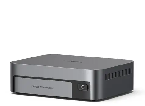 Ugreen NASync DXP480T Plus / Datové úložiště / Intel Core i5-1235U / 8GB DDR5 RAM / HDMI / RJ-45 / USB 3.2