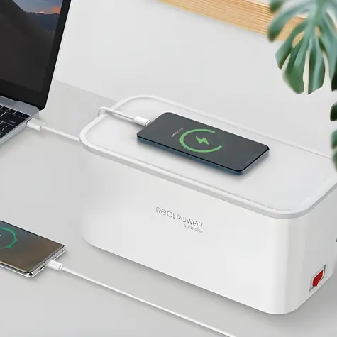 RealPower PowerBox 522 bílá / Zásuvková krabice / 5x 230V / 2x USB-A / 2x USB-C / vypínač / 1,5m kabel