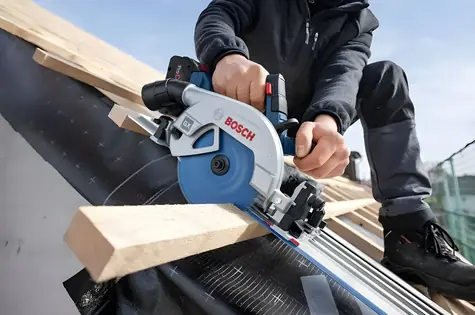 Bosch GKS 18V-57-2 GX Professional / Aku okružní pila / 18V / hloubka řezu 57 mm / bez aku a nabíječky / L-BOXX