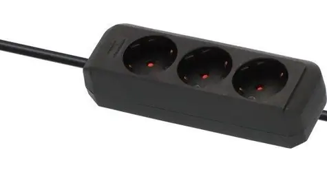 Brennenstuhl Eco-Line černá / Prodlužovací kabel / 3x zásuvka / 1,5 m / IP20