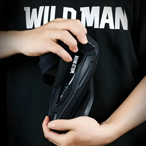 WILD MAN M40 černá / Pouzdro na mobil na rám kola / voděodolné / s okénkem