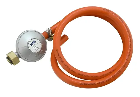 Cattara C31-30 / Regulátor tlaku plynu / 30 mbar / Hadice 0,9 m / EN16129