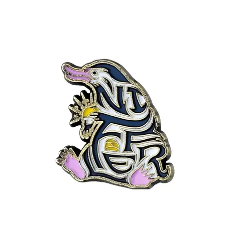 PYRAMID Odznak Pin Hrabák / Licenční design