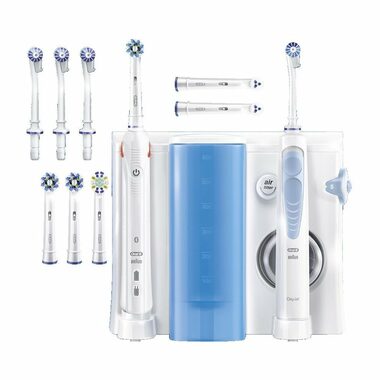 Oral-B Center OxyJet + Smart 5000 bílo-modrá / rotační zubní kartáček+ústní sprcha / 6x hlava kartáčku / 4 trysky sprchy