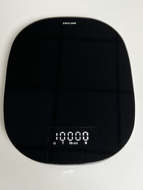 Zwilling 53011-053 Enfinigy černá / Digitální kuchyňská váha / LCD / USB