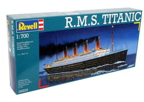 Revell 05210 R.S.M Titanic / Plastikový model / 1:700 / Počet dílků 132 / Obtížnost 3 / od 10 let