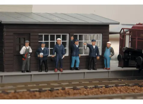 Piko 55730 Figurky vlakového personálu 6 kusů / od 14 let