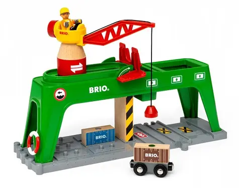 BRIO Nákladní jeřáb / od 3 let