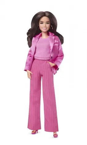 Mattel HPJ98 Barbie Kamarádka v ikonickém filmovém outfitu / od 3 let