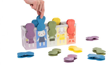 Taf Toys První počítání s králíčky / od 18 měsíců