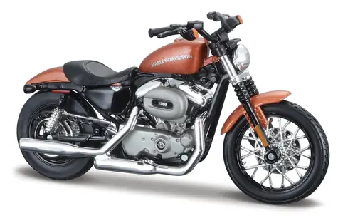 Maisto 2007 XL 1200N Nightster blister box / měřítko 1:18 / od 3 let 