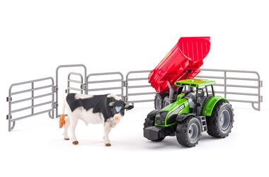 Faunica Traktor s býkem / od 3 let