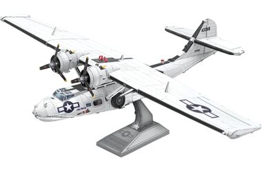 Metal Earth 3D puzzle Létající člun Consolidated PBY Catalina / Počet dílků: 79 / od 14 let