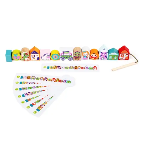 CUBIKA 14309 Navlékací pohádka - navlékací set - 13 dřevěných dílů a 8 předloh / od 3 let