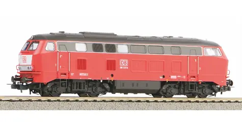 Piko 52412 Dieselová lokomotiva BR 216 DB AG V / Měřítko:H0 (1:87) / Délka: 184 mm / Rádius:358 mm / od 14 let