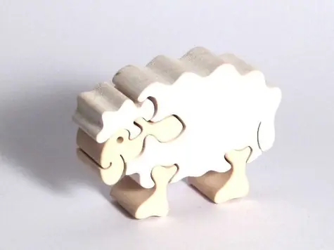 Fauna Dřevěné vkládací puzzle z masivu ovečka bílá / od 3 let