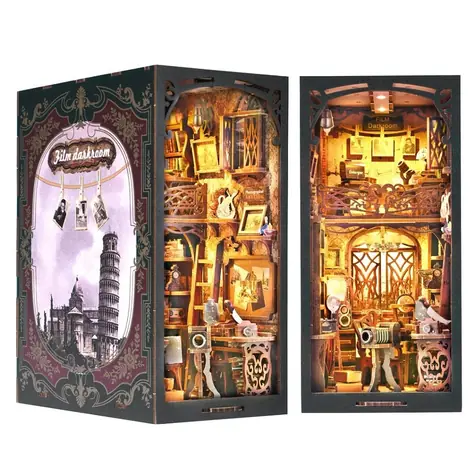 2Kids Toys 3D skládačka Zarážka na knihy Miniatura domečku Doupě fotografa